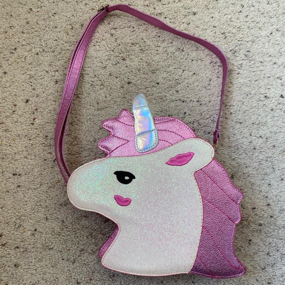 Adorable girls sparkly unicorn purse!